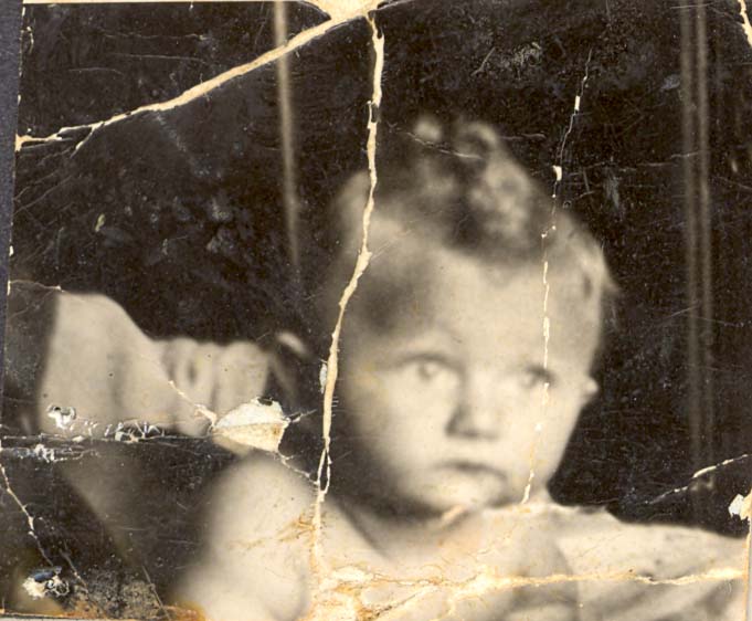 4 April 1940 | A Polish Jewish boy, Izrael Rozenbaum, was born in Trzebinia. He was murdered in a gas chamber in #Auschwitz.