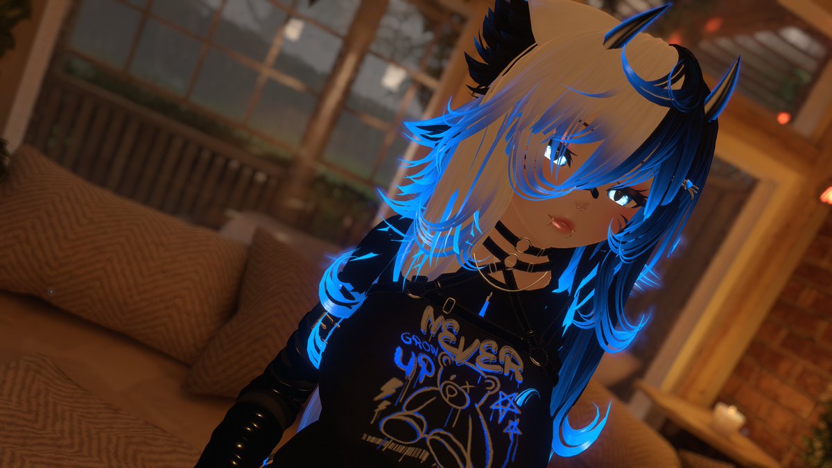 KimVRChat's tweet photo. Hello :) https://t.co/gO0CiPBFoe