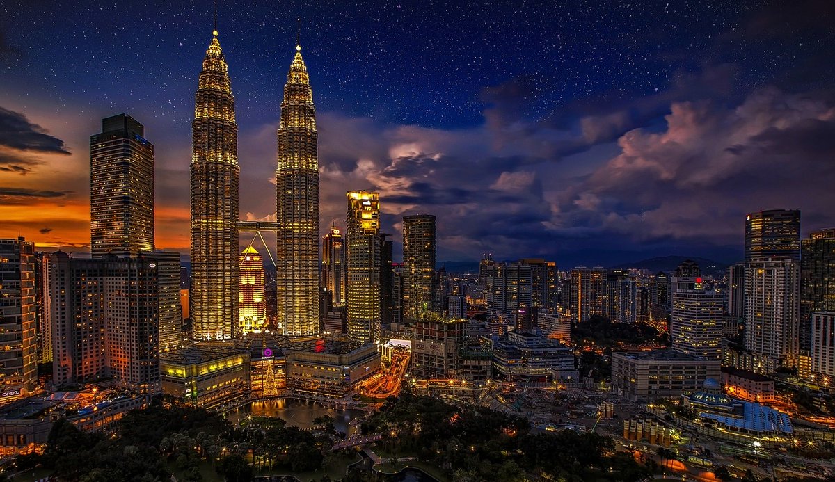 Kuala Lumpur is the capital city of ____ A. Japan 🇯🇵 B. Malaysia 🇲🇾 C. Uruguay 🇺🇾