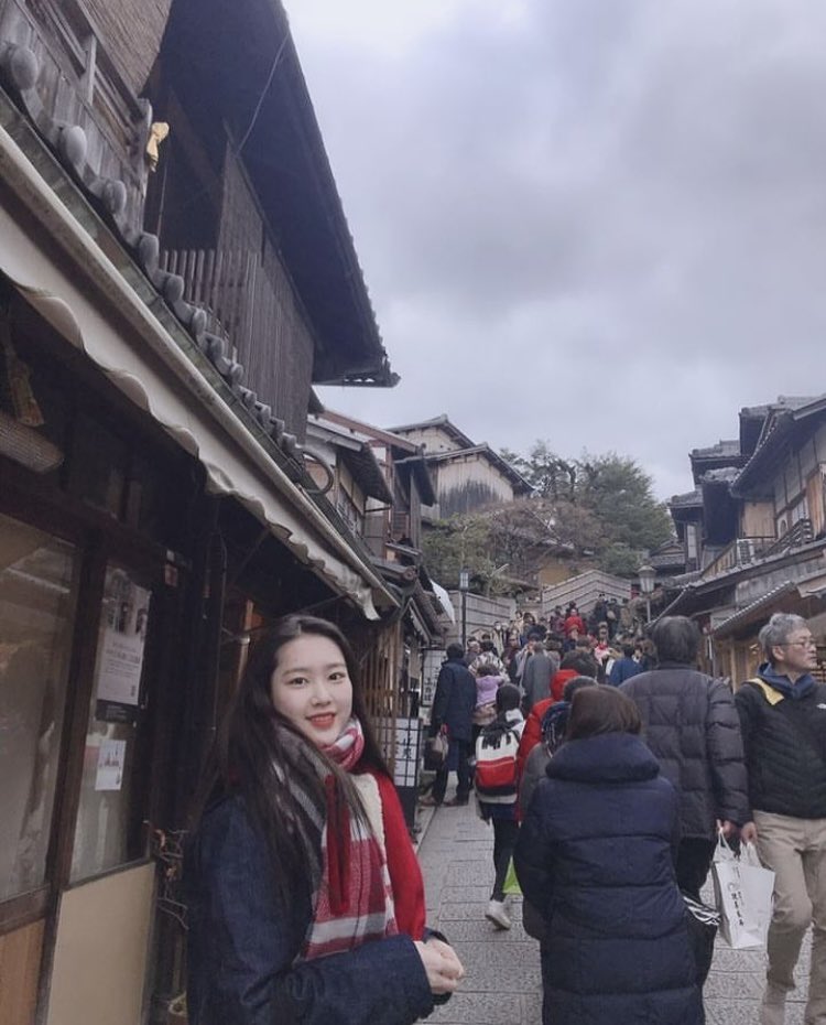 JIHO_archive's tweet photo. 240404 지호 인스타그램 🧣

#공지호 #GONGJIHO #지호 https://t.co/54aCvxdalY