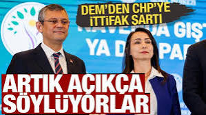 Chp de değişim olmuyor, 'Normalleşiyor' İçinden çıkardığı partiyi tekrar içerisine alıyor. Aslına rücu ediş diye buna denir..! #SONDAKİKA