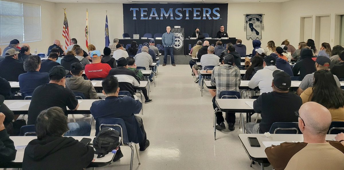 TEAMSTERS END STRIKE AT CENCORA/
AMERISOURCEBERGEN, SECURE NEW CONTRACT ADDRESSING WORKERS’ CONCERNS

After nearly a month on the picket line, Teamsters Local 150 members in Sacramento have overwhelmingly ratified a three-year agreement, bringing an end to the strike at Cencora…