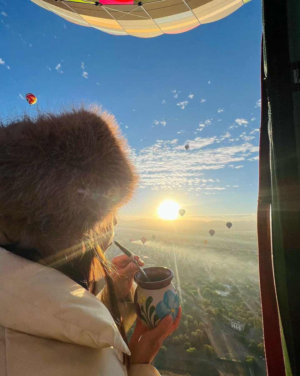 When you can brew your coffee anywhere, you’ll want to go everywhere. Video coming soon🎈 #whereyougojogos #travel #coffee #airballoon #wanderlust #mexicomaravilloso #coffeetime #frenchpress #jogostraw