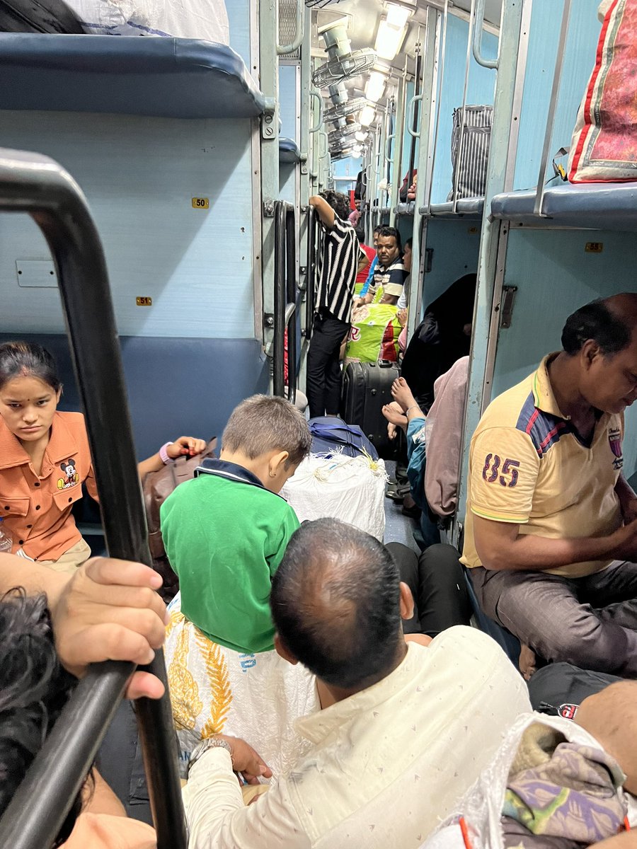singhdinesh26's tweet photo. Booked confirmed tickets of SL coach by tatkal quota. Unfortunately, the coaches are filled with unwanted passengers. The general passengers have overtook the occupancy of confirmed seats. Pathetic!

PNR - 8416507155 

@RailMinIndia @WesternRly @RailMadad @AshwiniVaishnaw https://t.co/ieirx2Np7h