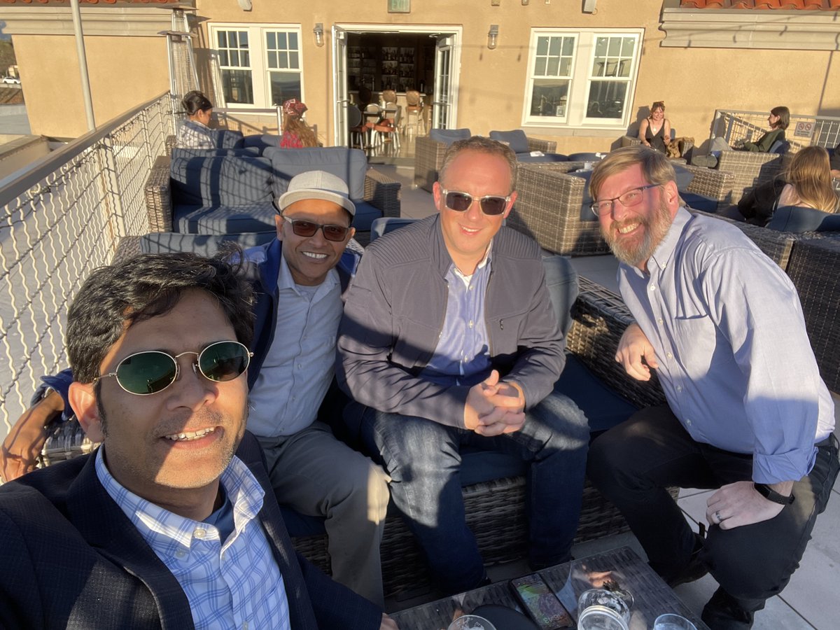 Had a great visit to @UNM_Chemistry; gr8 time meeting all the faculty members and learning about their great work. Thank you @OlivierResearch for the invitation and for hosting all the activities; the rooftop was simply awesome with @drjeffrack, and @HabteyesG....