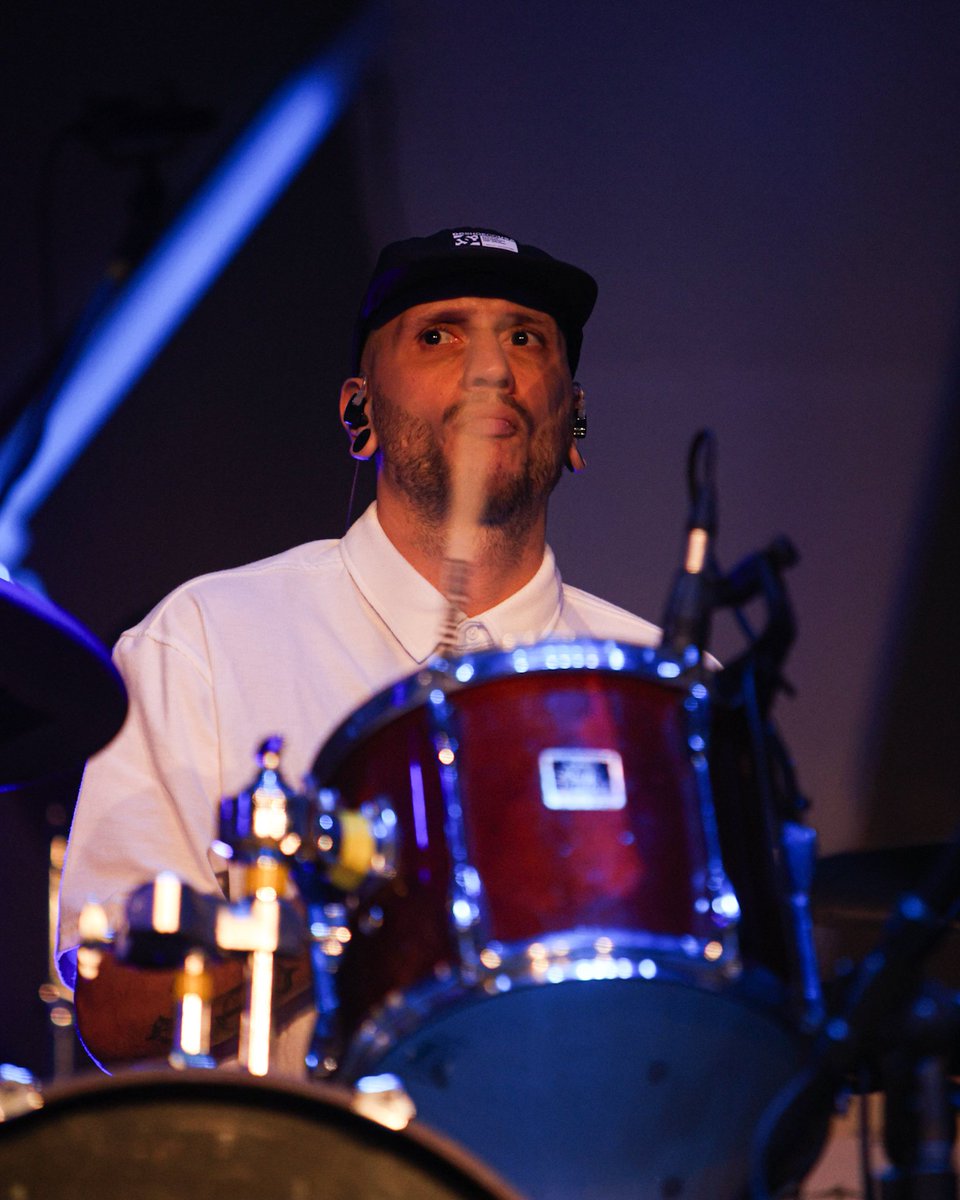 <a href="/eatnmptd/">eatnmptd</a> agora aqui no <a href="/Cine_Joia/">Cine Joia</a> abrindo a noite para o Russian Circles, que toca em seguida em noite de post rock em São Paulo.

<a href="/powerline_shows/">Powerline Music</a>
<a href="/TedescoMidia/">Tedesco Mídia</a>