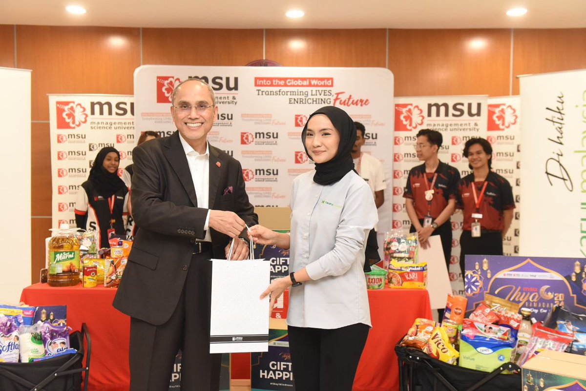 Joined the @MSUscd @msuacademy and @takafulmsia teams to oversee their preparation for Gift of Happiness, a community project to reach out to the community in need. Thanks to @takafulmsia for the continuous support of our sustainability efforts till now. @MSUmalaysia #MSUsdg2