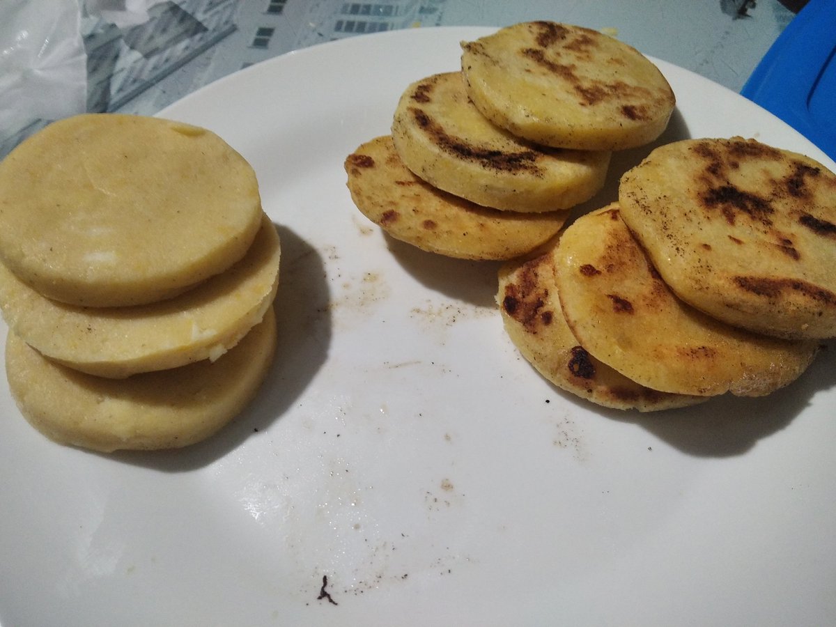 Pipe_Calderon10's tweet photo. La carita / lo que cocina https://t.co/fDDmUJsd3x