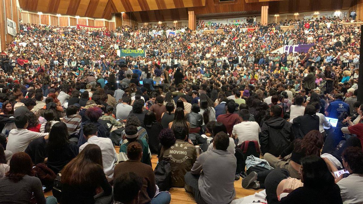 Ponerse en modo constituyente es ponerse en modo de un pueblo que decide. Esta es la Asamblea estudiantil de la Universidad nacional