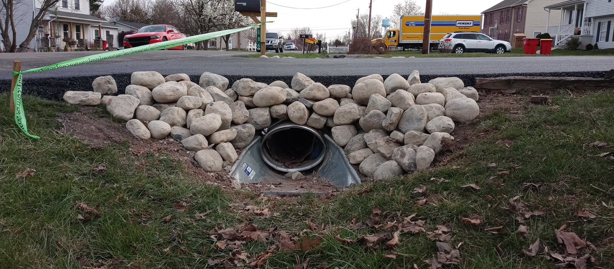 Driveways2day's tweet image. With all of this rain pouring down onto the streets. It reminds us of why culverts are important to maintain and clean.  Below is a recent one we reinstalled while transforming their cracked and worn driveway.  #rainraingoaway #d2d #asphaltlife #asphaltwife #paverlife