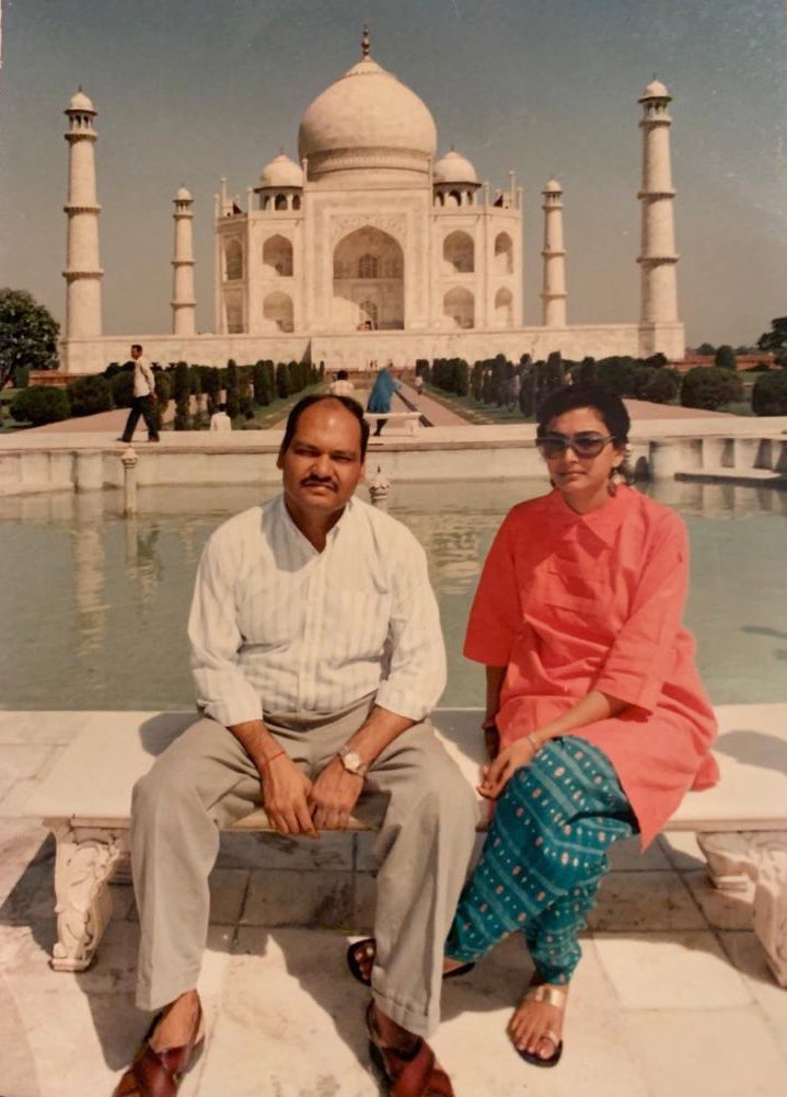 My gen z team member taught me posting old photos is called a throwback. Don't know why only on Thursdays... Yeh raha mera #ThrowbackThursday. Colourful memories from a beautiful family trip.