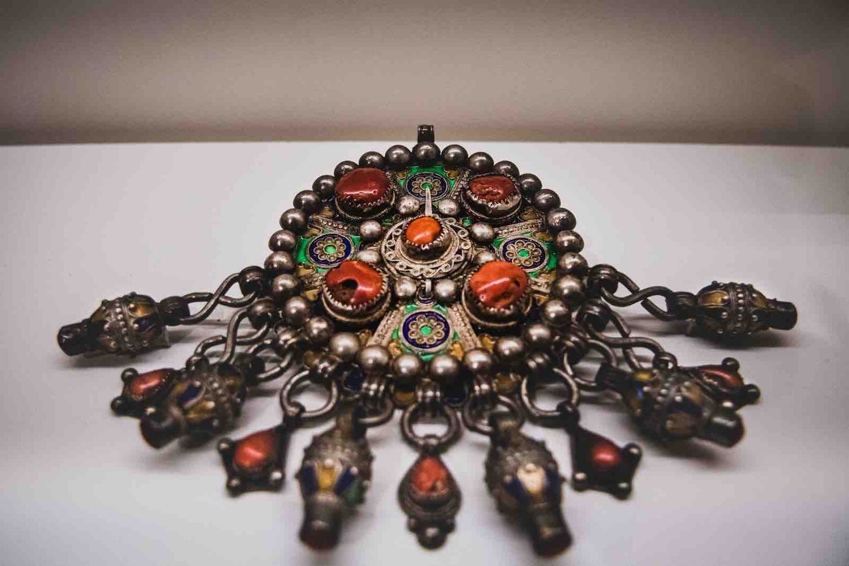 marseille's tweet image. Succès historique pour “Baya. Une héroïne algérienne de l’art moderne” !
🏆 Une exposition qui se hisse à la 30ème place des expositions les plus visitées en 2023. Plus de 155 000 visiteurs ont ainsi pu découvrir son univers artistique unique au Centre de la Vieille Charité (2e).