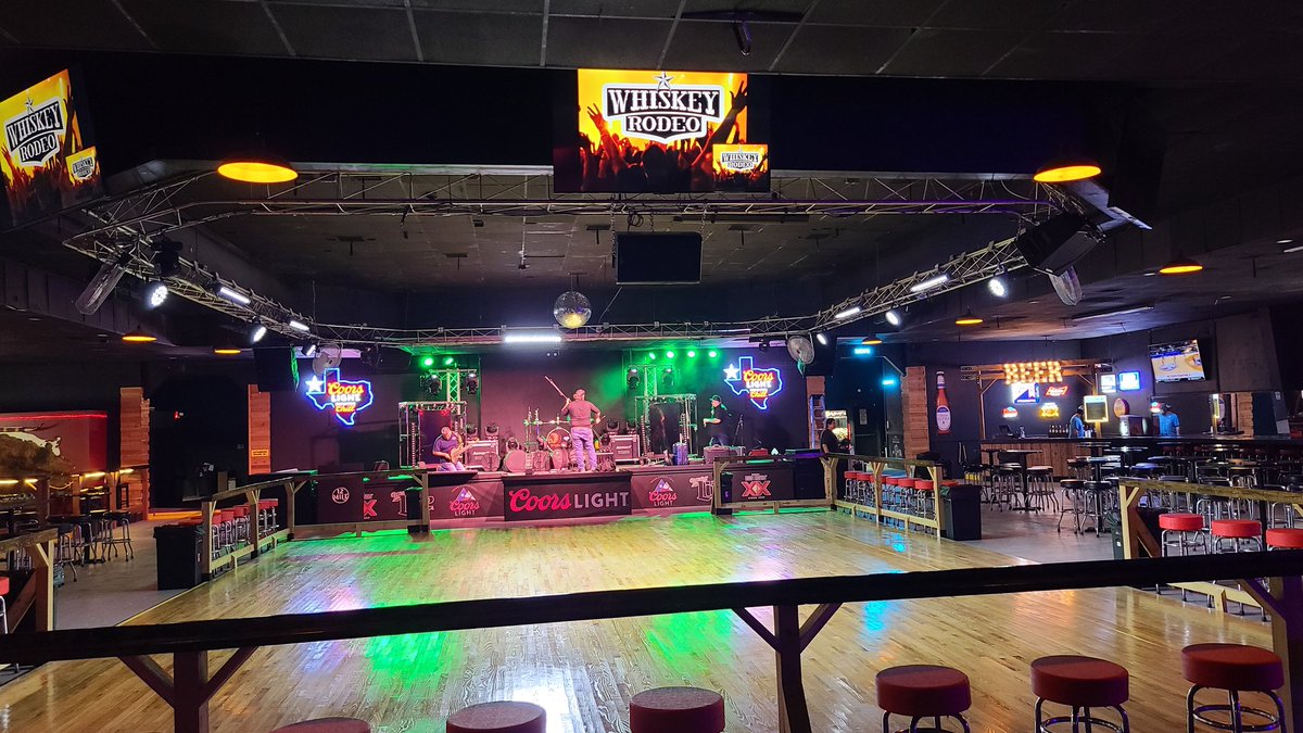 AJ_NES's tweet photo. Everything is bigger in Texas! Where you at #allentown #Pennsylvania #PA ? Welcome to the Whiskey Rodeo #abilene #Texas #Dallas @Shift4 @SkyTabPOS #skytab https://t.co/xB2s6teTz4