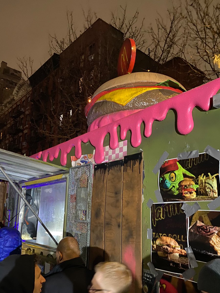 ᴶᵘˢᵗ ᵃ ᶜᵒᵘᵖˡᵉ ᵍᵒᵇˢ ᵈᵒᶦⁿᵍ ʷʰᵃᵗ ᵍᵒᵇˢ ᵈᵒ.. ᴵ ˢᵐᵉˡˡ ᵇᵘʳᵍᵉʳ.. ᵃʰʰʰ.. ᵀʳᵘᶜᵏ ᵒᵘᵗ ᶠʳᵒⁿᵗ.. ⁿᵒᵐ ⁿᵒᵐ