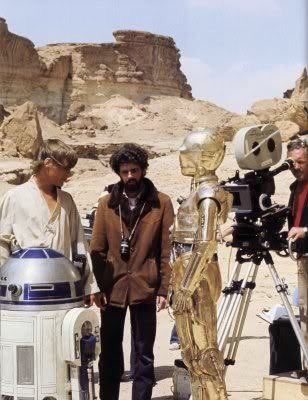 @fasc1nate George Lucas, @HamillHimself, and Anthony Daniels in Tunisia filming Star Wars