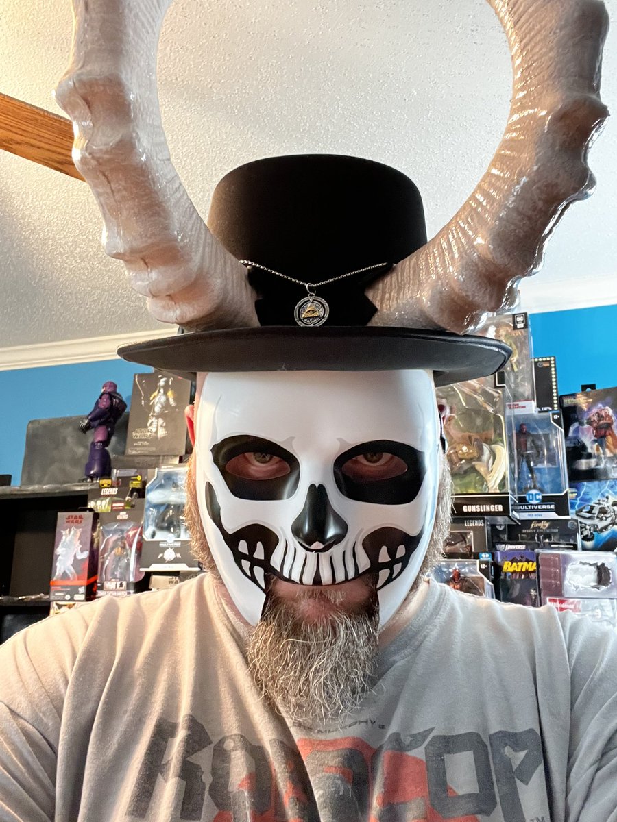 Silentmase's tweet photo. 4cd hat I made #tesd #tellemstevedave #4colordemons https://t.co/1ss9op9ZQ6