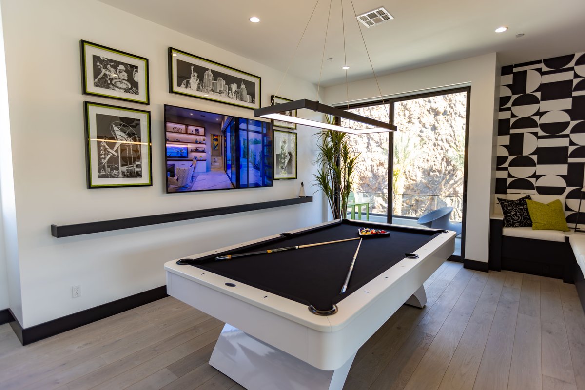 AcousticDesign's tweet image. Let's cue up some fun!🤩🎱

#GameRoom #TVInstall #Pool #AvTechnicians #SmartHome #HomeAutomation #SmartTech #ConnectedHome #LasVegasRealty #FunInterrior