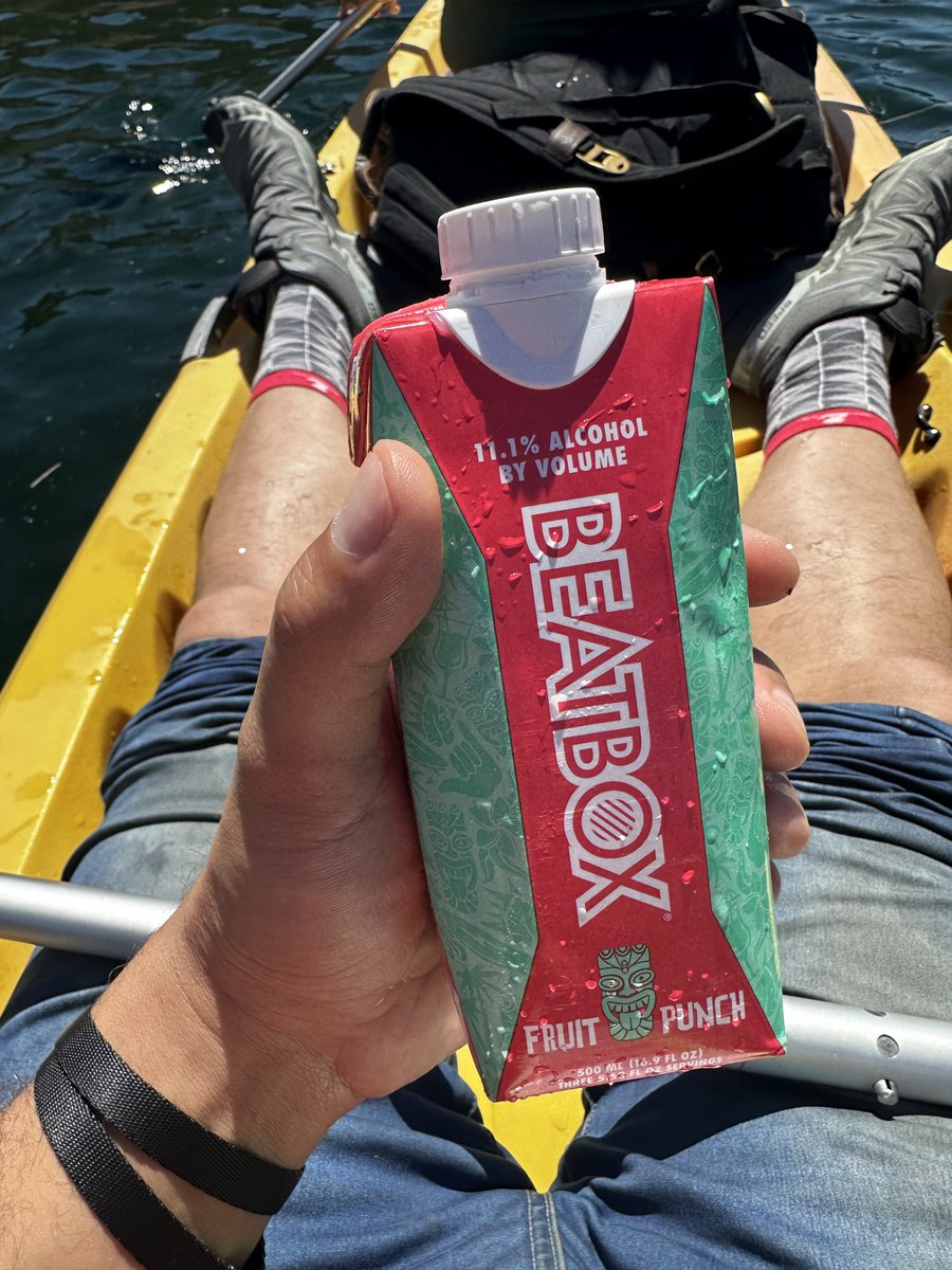 EuroEclipse's tweet image. So this is why people kayak. Got it.