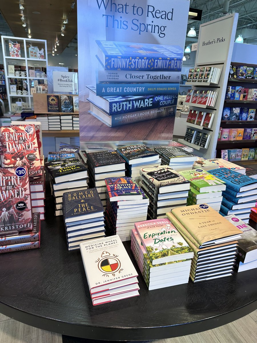 Jennifer_Grenz's tweet photo. Don’t mind me as I take you along with me on this journey! Just saw my book in a store for the first time @chaptersindigo in Nanaimo! 🥹 #localauthor #indigenousauthor #climatechange https://t.co/r566sRSIBH