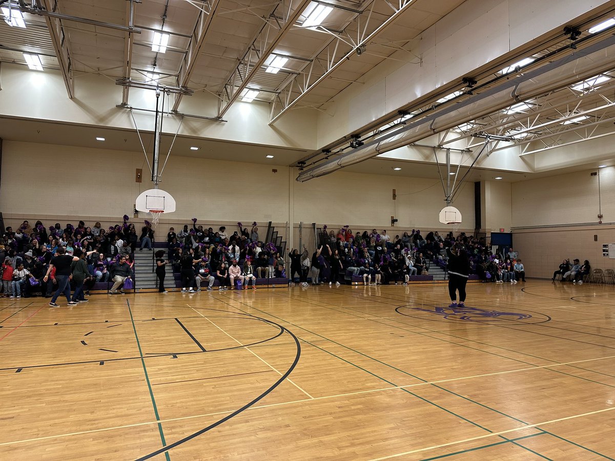 Laurie Namey tweet media