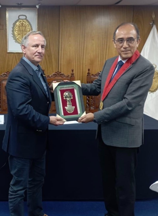 The Peru Attorney General's Office recognized OUR Rescue for contributions made in supporting survivors of human trafficking. We’ll continue providing essential support to survivors in Peru as part of our international cooperation agreement w/ the country! gob.pe/es/n/924310