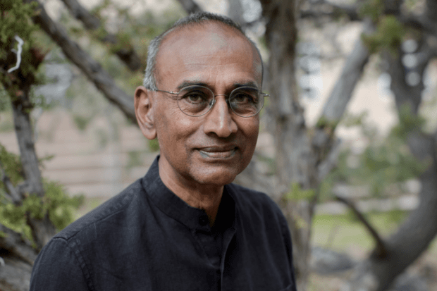 “Unfriendly” visa regime would have halted my UK move: @NobelPrize-winning former @royalsociety president Venki Ramakrishnan discusses his concerns about the UK’s “too high” visa costs, anti-ageing science and older academics who refuse to retire bit.ly/49ljZA2