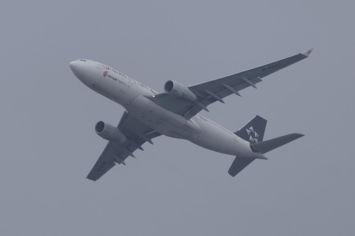 princessarete's tweet photo. #AirChina 
#B_6093
#CA184
#StarAlliance https://t.co/2qRRoGcOsO