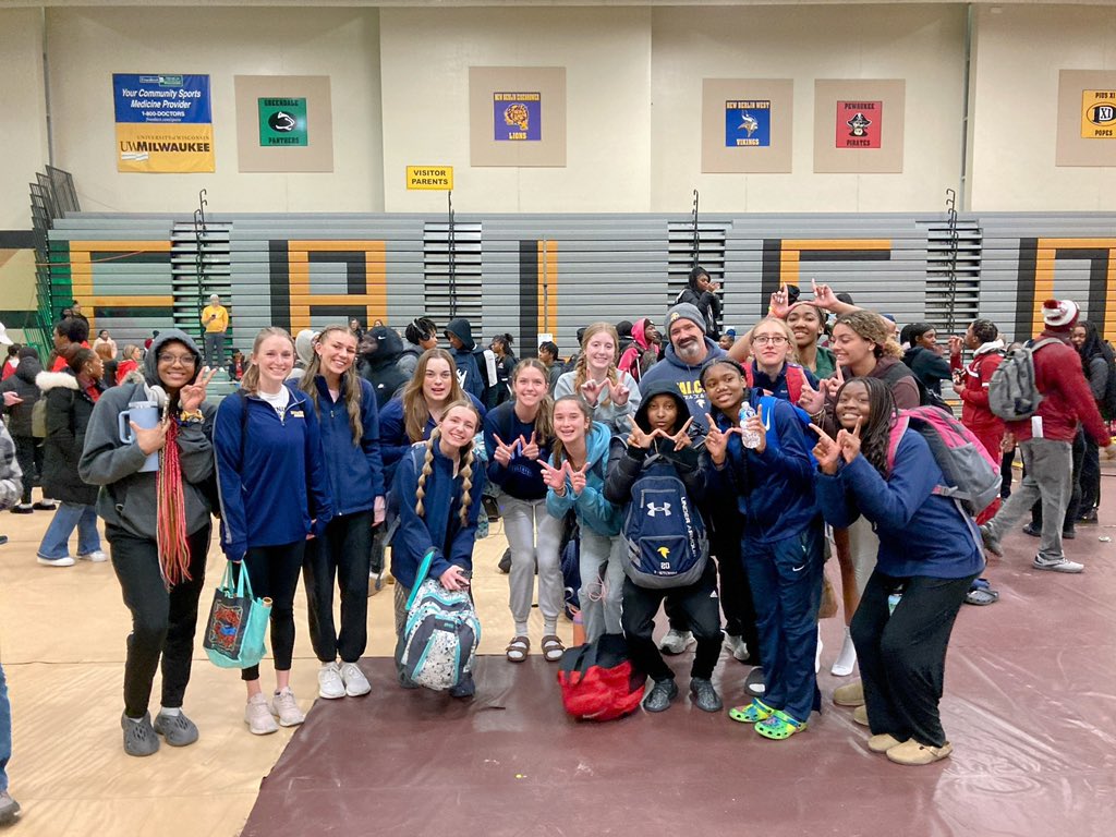 Whitnall Varsity Girls are your Defending Indoor Track &amp; Field East Woodland Conference Champions!!!  We had so many awesome performances and these ladies worked hardddd.  Winning by 70 points says it all 🔥🔥🔥 #WhitnallTF