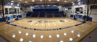 A_Fort25's tweet photo. After a great visit with Coach Brown and coach Portley, I am blessed to receive an offer from @StateFairMBB 🙏🏾 #AllGloryToGod https://t.co/L7hYQYMm23