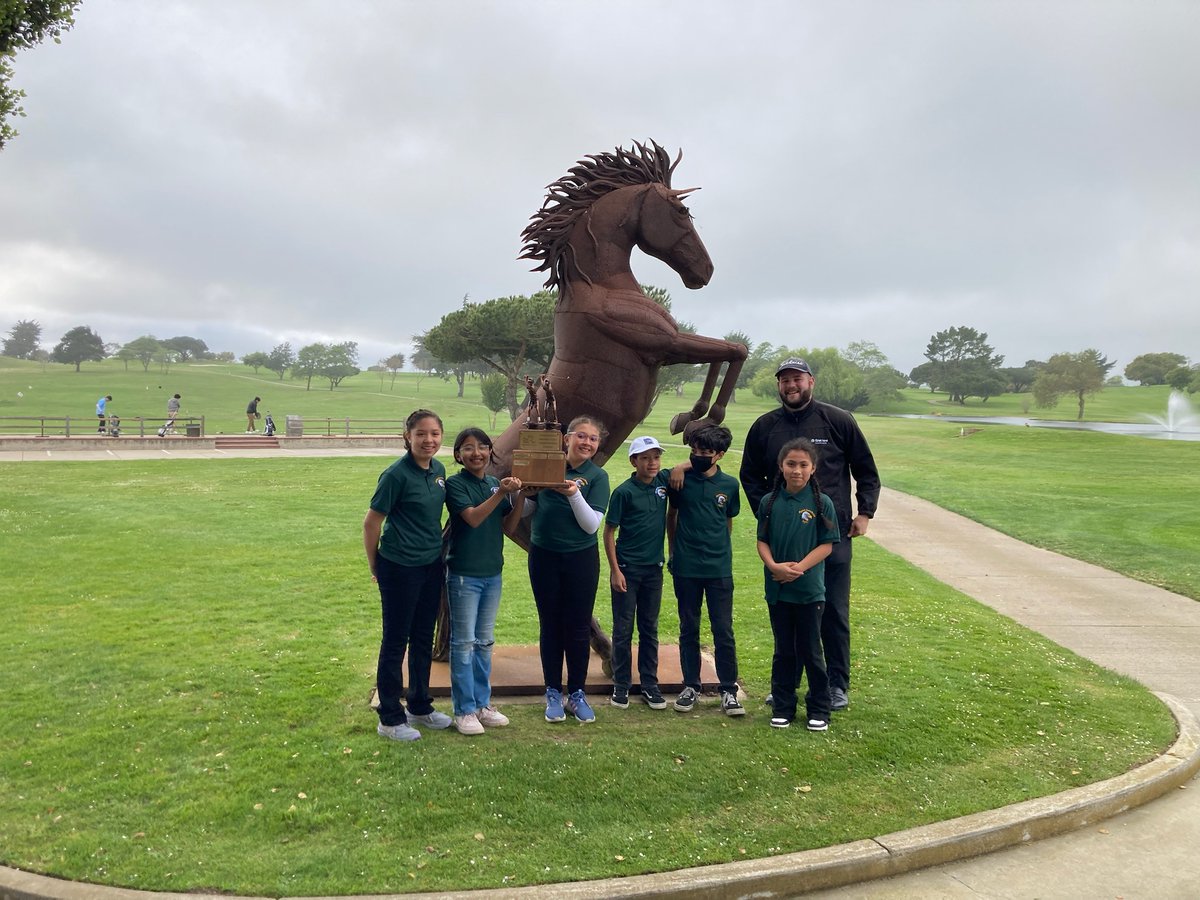 Congratulations 🎉 to our VRB golf team for taking first place today at the Crazy Horse golf course!🏆⛳️ Thank you our 4th grade teacher Mrs. Parker for coaching the team! Gooo Eagles 🦅 !! #VRBStrong #AlisalStrong