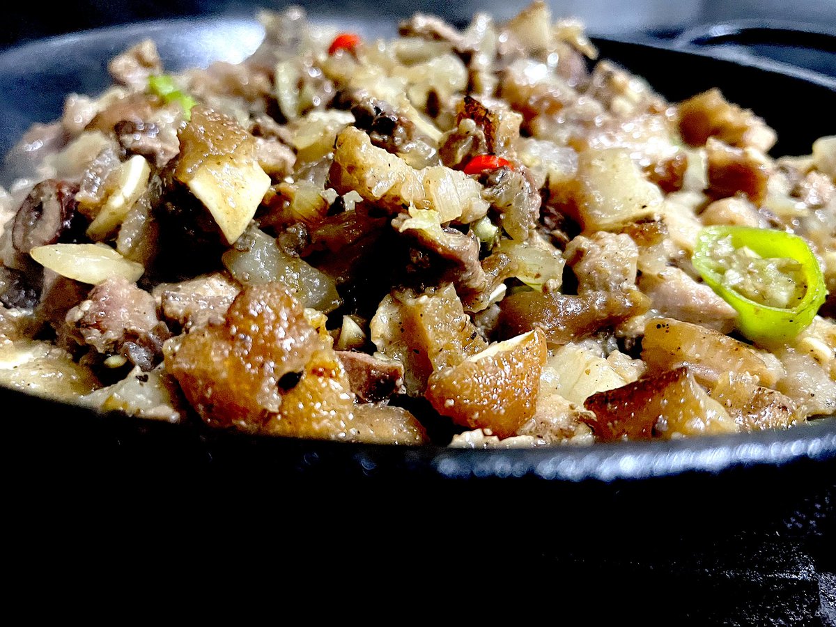 VoodooChef's tweet photo. Mayap a Abac!
#sisig
#filipinofoodmonth https://t.co/GgiX0PV8Ug