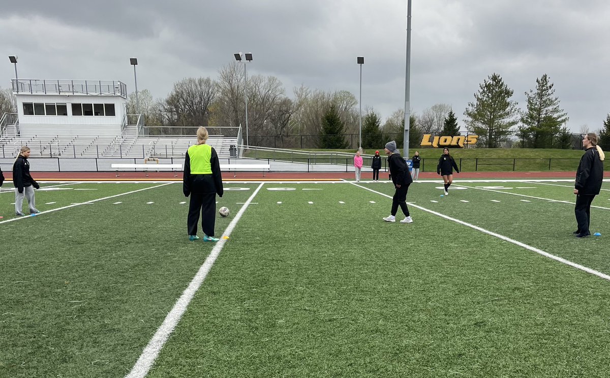 FZE Soccer Programs (@fzesoccer) on Twitter photo A big thank you to <a href="/STLCITY2/">x - St Louis CITY2</a> midfielder and former <a href="/SLUMensSoccer/">SLU Men's Soccer</a> star <a href="/JohnnyKlein67/">johnny klein</a> for stopping by FZE to lead our girl’s training session! Good luck the rest of this season! A big thank you to <a href="/STLCITY2/">x - St Louis CITY2</a> midfielder and former <a href="/SLUMensSoccer/">SLU Men's Soccer</a> star <a href="/JohnnyKlein67/">johnny klein</a> for stopping by FZE to lead our girl’s training session! Good luck the rest of this season!