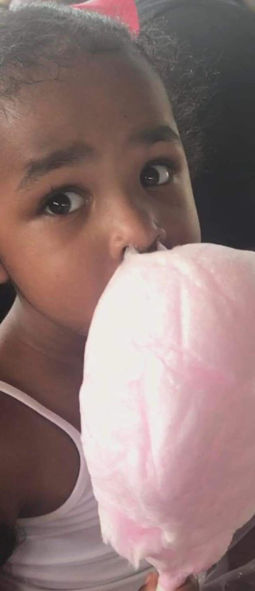 jdminesinc's tweet image. Some things never change…the love of cotton candy is real!! 
#tobeakid
#sweetsformysweet
#museumoficecream
#shesinsugarheaven
