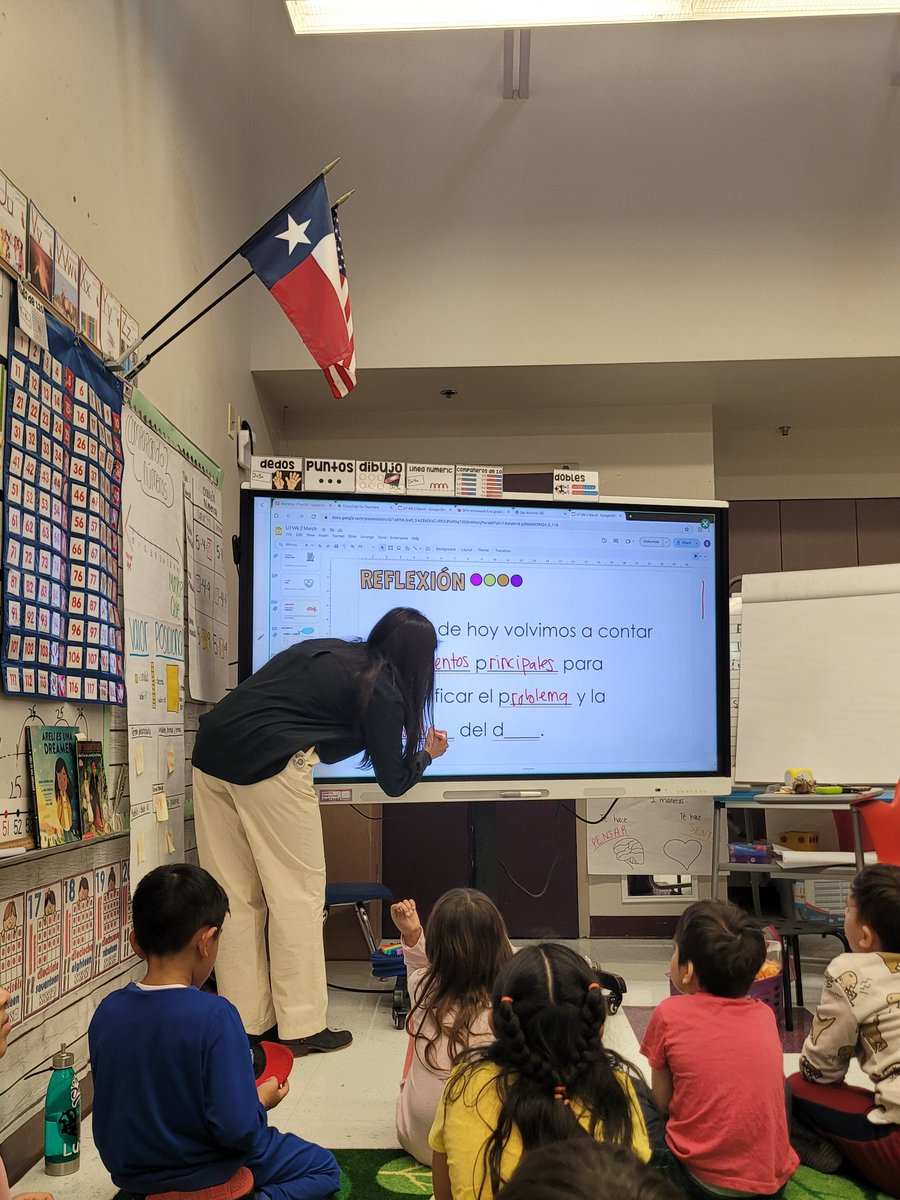 Little kids can do BIG things. First graders rocking inside-outside circles. Aplausos a Ms. Cantu👏 @SAISDBilingual @SAISD_CI @edithorantes1