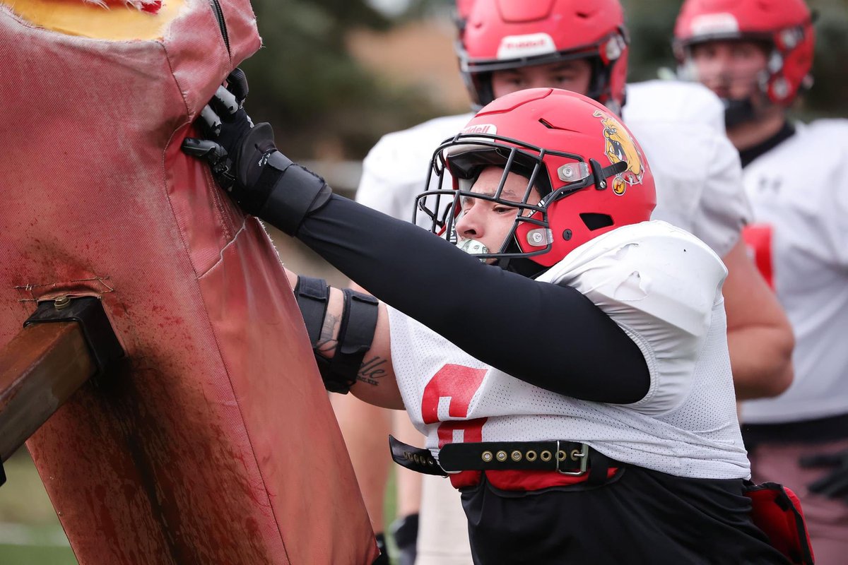 Dawgs working hard in spring ball!