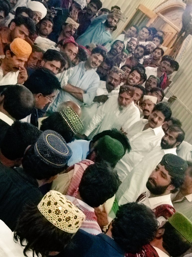 Magsi094's tweet photo. 🇱🇾PPP Larkana🇱🇾 NA _195

*ٻگھيو ھائوس نئين گڏ*

اڳوڻي ايم پي اي سردار حزب الله خان ٻگهيو صاحب جي سر پنچي ۾ پاڪستان پيپلز پارٽي ضلعي لاڙڪاڻي جو نائب صدر محمد علي خان ٻگهيو صاحب سردار ڊاڪٽر عبدالفتاح خان ٻگھيو * جن  60 سالن جو تقرار ٻرڙا برادري جو فيصلو ڪري ڌرين وچ ۾ صلح ڪرائي ڇڏي https://t.co/MOcCaYVBU1
