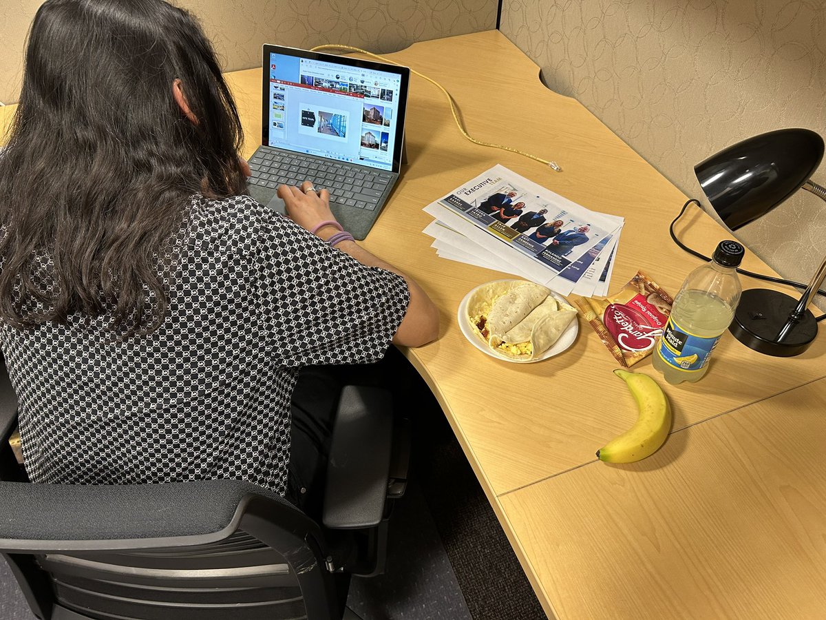 w_dungey's tweet photo. Student observation For my Business Practicum student. He is working on a project for Austin Convention Center. Felicia Ojeda is a great site supervisor and I’m always glad when one one of my students interns with her. #BusinessPracticum #CTE #workbaselearning @NortheastECHS https://t.co/vYQveBV6wO