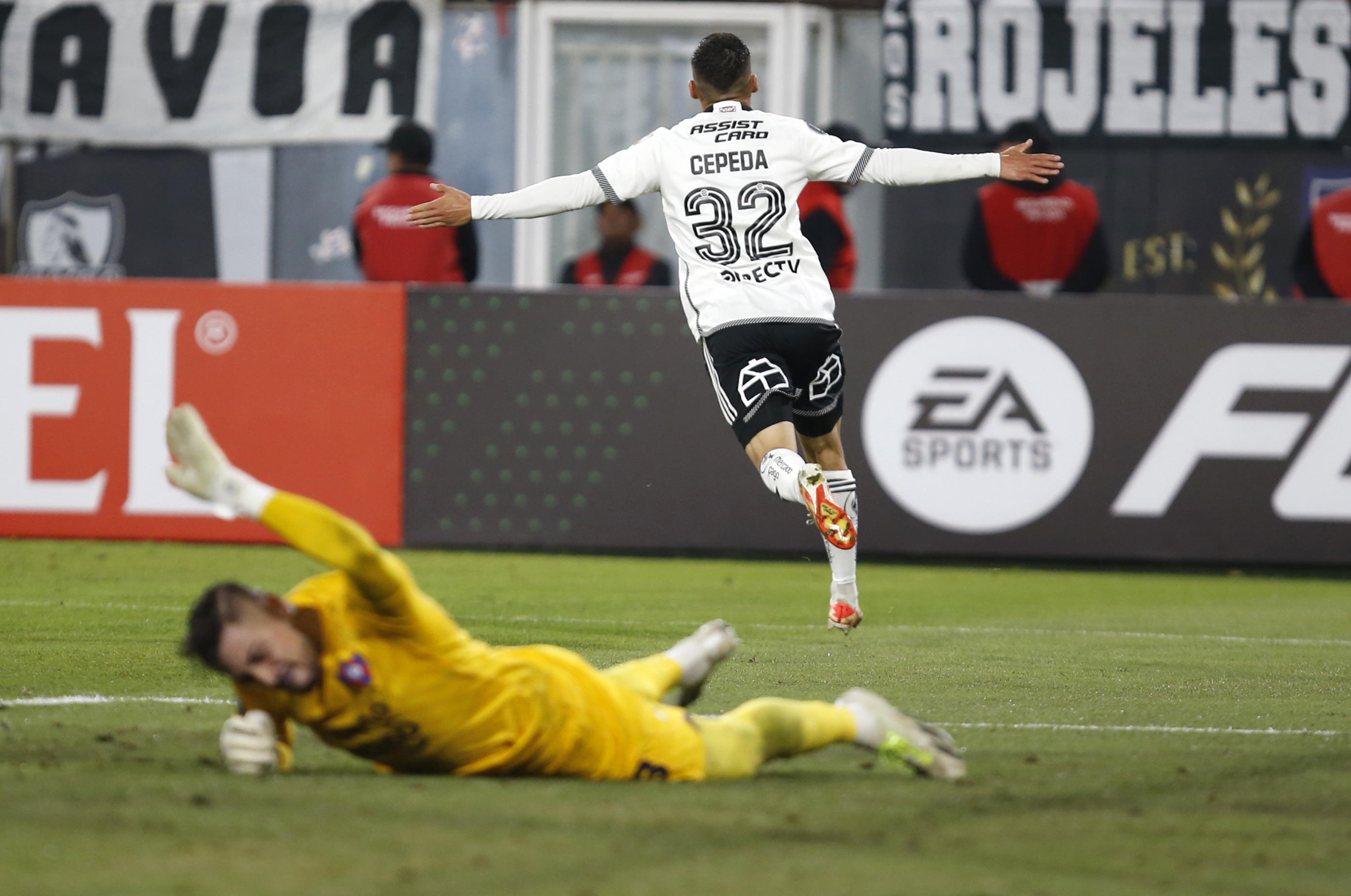 Toby Vega cuestiona decisión de Gareca al no llamar a Cepeda.