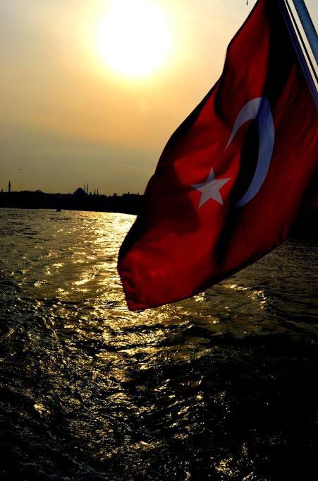 Dumlupınar’dan Muavenet’e, Atılay’dan Meltem’e, 
Kocatepe’den Değirmendere’ye, Ç-136’dan Tınaztepe’ye, 
Kıbrıs Barış Harekatından Irak ve Suriye Harekatlarına,
Deniz Piyade, SAT, SAS, dalgıç ve deniz havacılarımızdan FETÖ ve işbirlikçilerinin kurguladığı kumpas davalarda