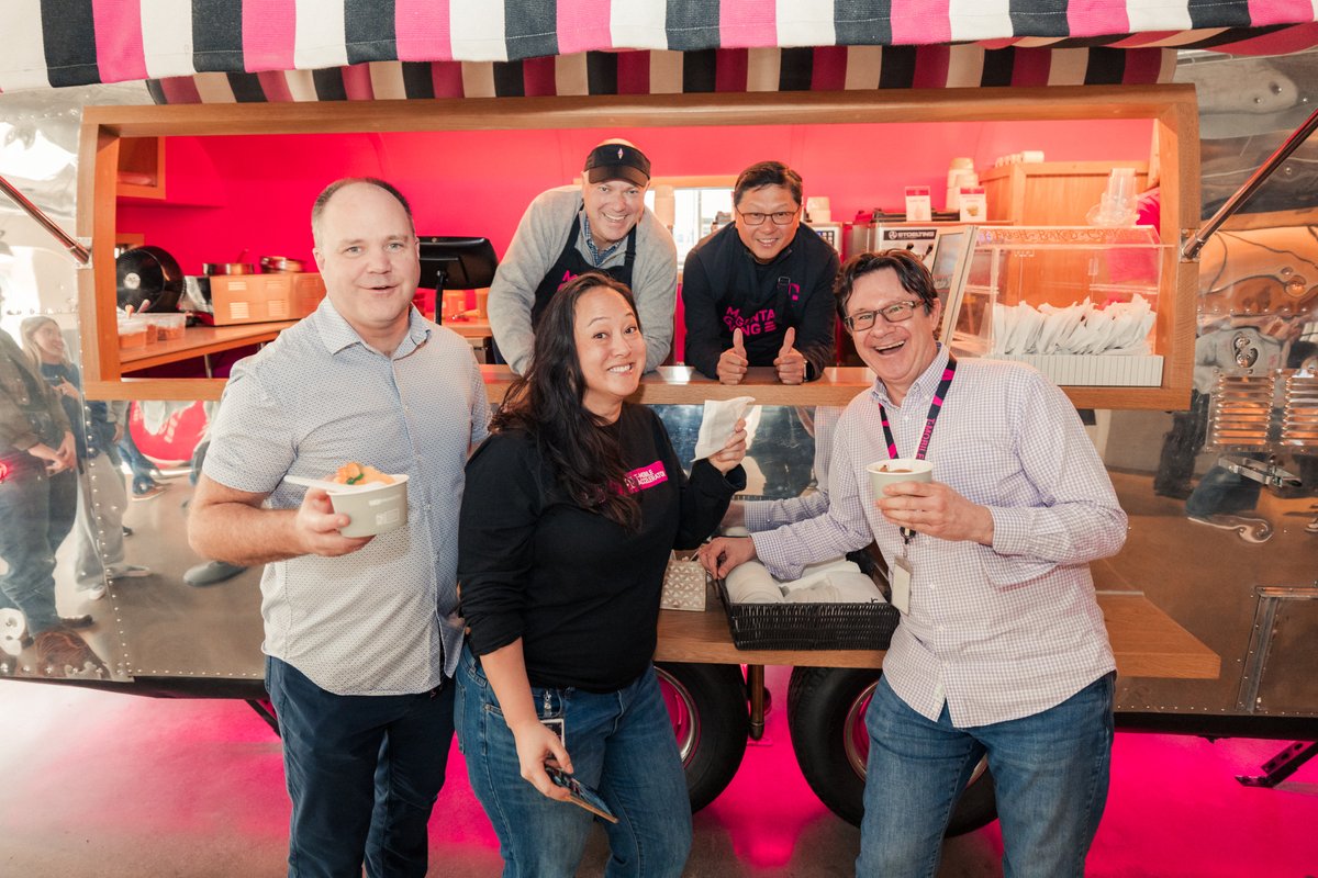 What a blast serving up froyo to #TeamMagenta @JonFreier! Every tip we collected will directly support two amazing organizations: @GEMSGIRLS and @StJudeResearch.

This is what #MagentaGivingMonth is all about – making a real impact and giving back to the communities we call home!