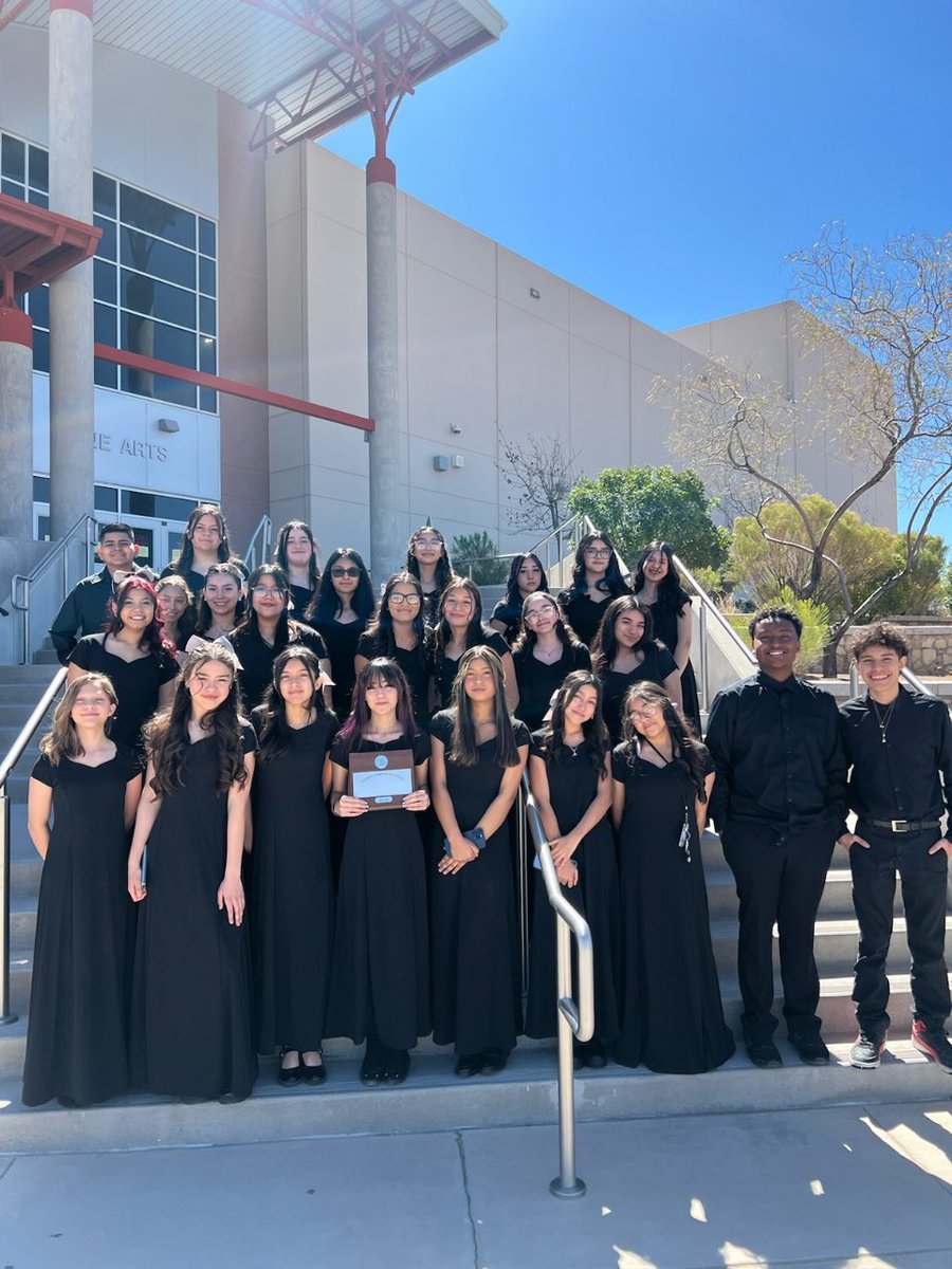 Superior rating on stage & Excellent in sight reading. 🎶🎤 Outstanding job by our @Del_Valle_MS Choir under the direction of Ms. Sandra Mineros! #OFOD @vronicasworld #ItsWhatWeDo
