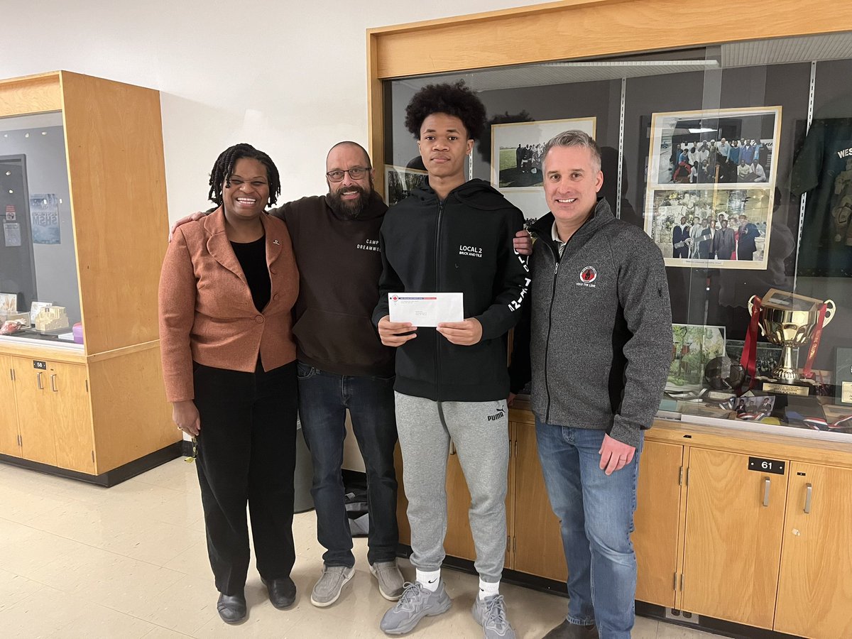 Westview is so GRATEFUL to the Executive Committee & Members of LOCAL 2 of the Brick & Allied Craft Union of Canada for their GENEROUS support & sponsorship of our student Thank you for supporting our student Jonathan & Construction teacher Mr. Nippard. We appreciate you Local 2!