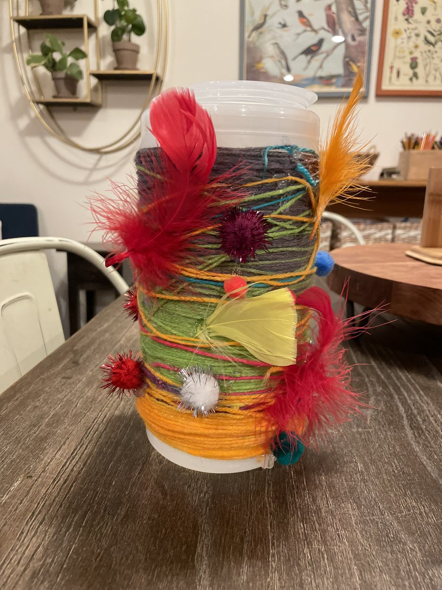 A fun thing about kids is that they really jazz up your cleaning supplies. I mean, has Clorox ever looked better?  Gorg.