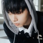 Photo by 덍성 기표소 (@DS_vote_)