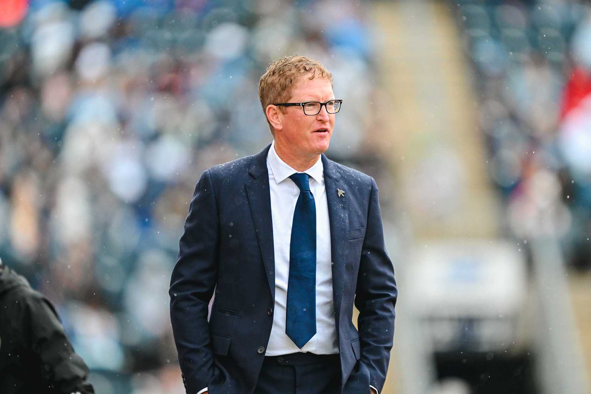 JoserNunez91's tweet photo. Two of the best dressed managers. Coincidence?
I think not.
Hey, @CMMPusa, get Tano Ortiz fitted.
#doop #rayados #Ccc #MIAvMTY
📷 : Philadelphia Union and Monterrey https://t.co/cYVSFxZzQl