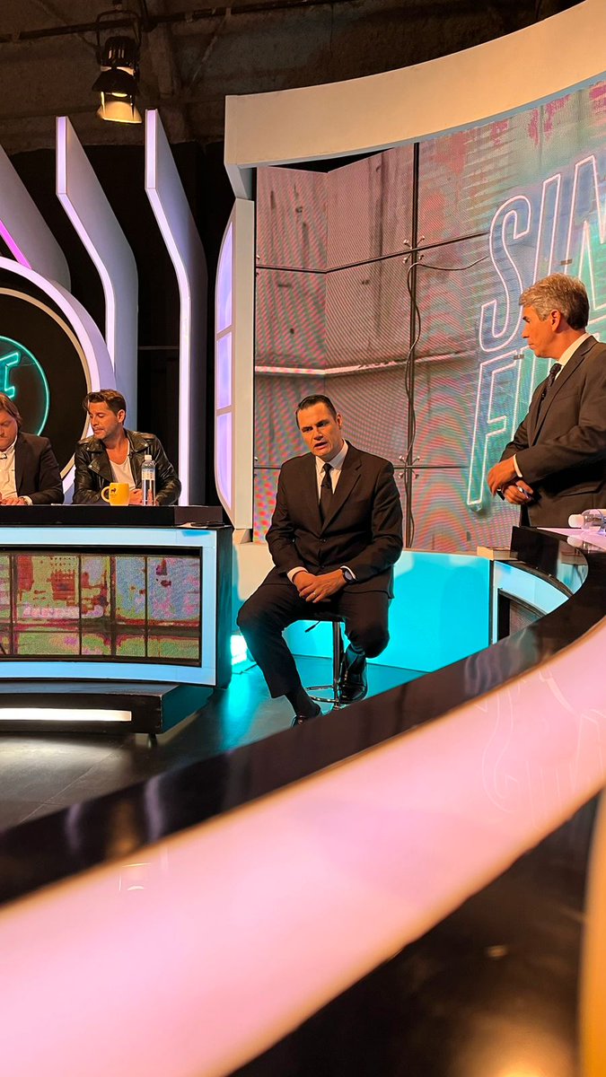 En #SinFiltros_tv  hace un rato atrás junto al "team" progresista; esperando del ex teniente coronel Claudio Crespo una mínima autocrítica, la que nunca llegó.
Seguramente es parte de la estrategia de sus abogados y de un sector político, levantar al ex comandante como una