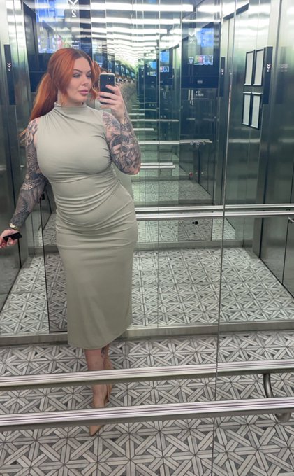 Undo my zip for me and reveal my delicious emerald green lingerie underneath https://t.co/C8ylsXxEzp<a href="/tag/newprofilepic"class="tags"><span>#newprofilepic</span></a>