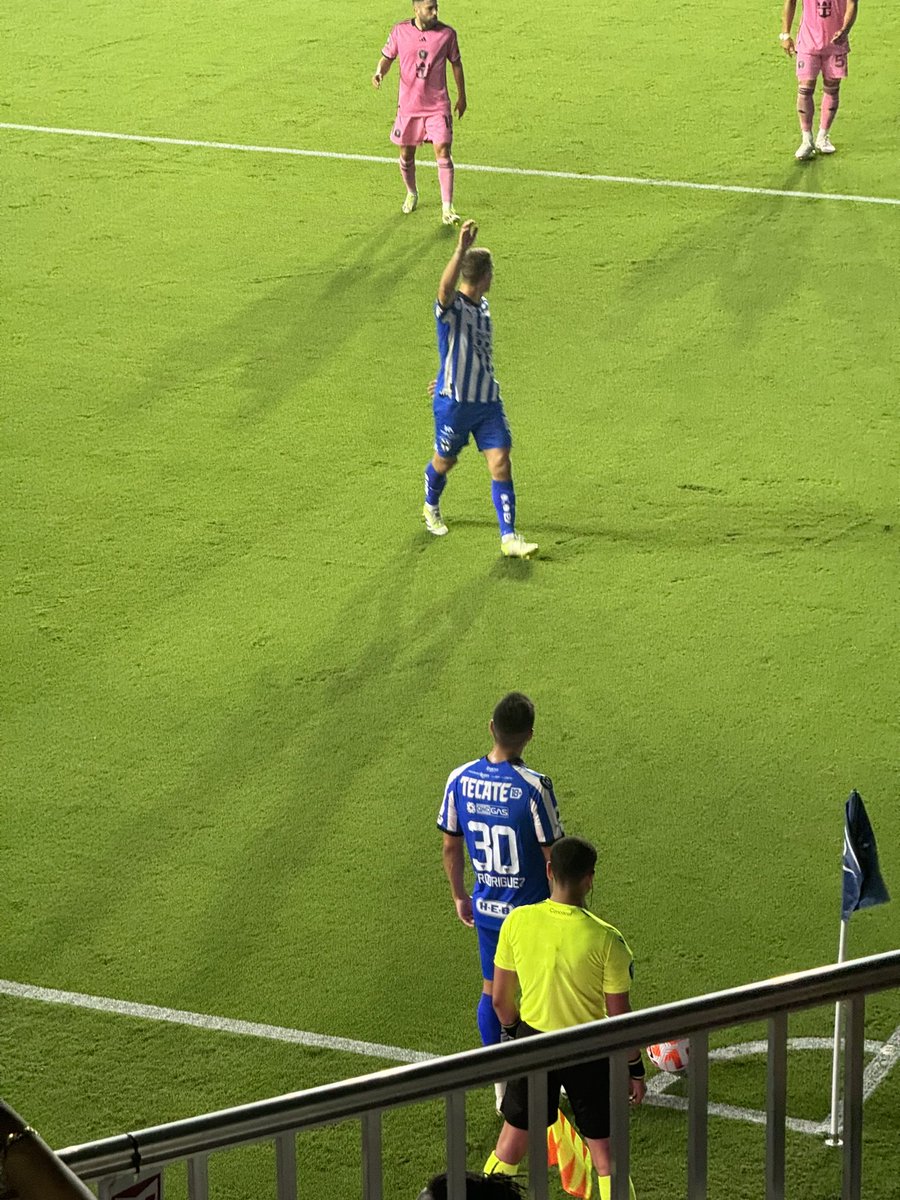 rooliva22's tweet photo. Primer partido viendo a @Rayados y ganamos!! 
Dedicatoria especial a mi viejo que me inculcó los amores a la pandilla. https://t.co/NPfTvd4gCf