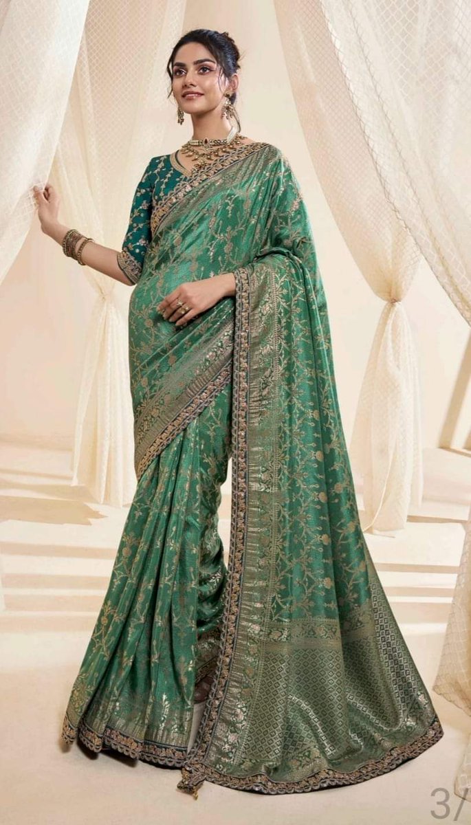 DESIGNER SAREE..  
Pure Dola silk with beautiful zari embroidery border work. Blouse stitched size 14 enough room to take out to 46. Dm for price.  
#silksaree #fijiindia #shararasuit #shararasharara #sareedraping #sydneylife #indianwedding #Bollywood
