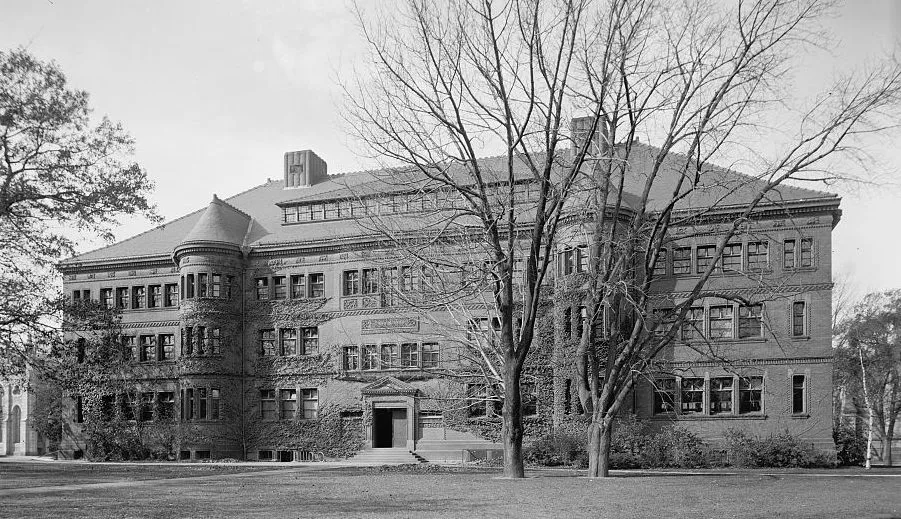 thenewnegro's tweet photo. Location: Massachusetts Hall, Cambridge, MA 02138

Locke graduated from Harvard University with a PhD in Philosophy in 1918. His dissertation covered the issue of classification in theory of value. Locke graduated with honors and as a member of Phi Beta Kappa. https://t.co/gjvNgXXXwj